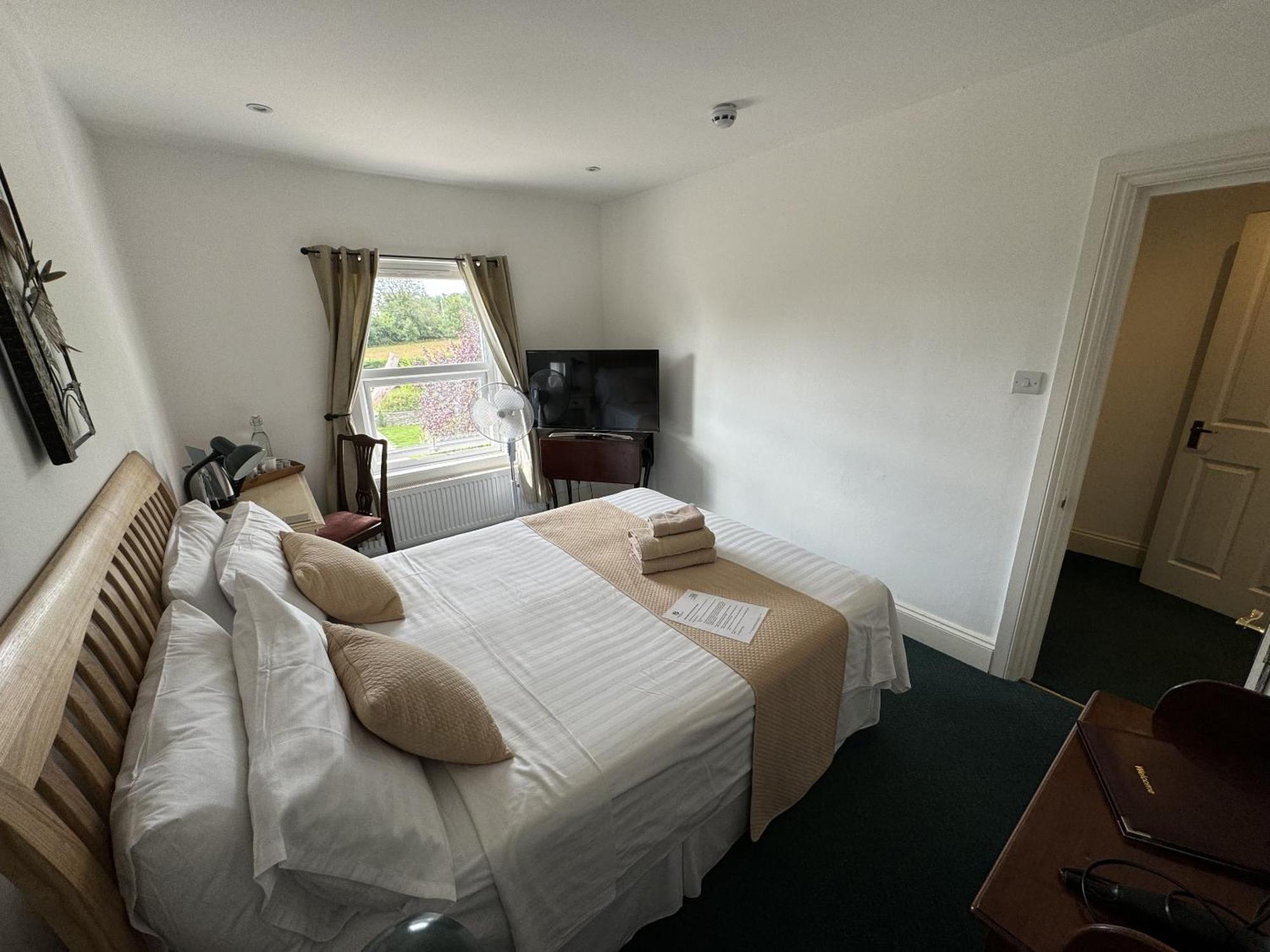 Hookwood Lodge Horley Zimmer foto